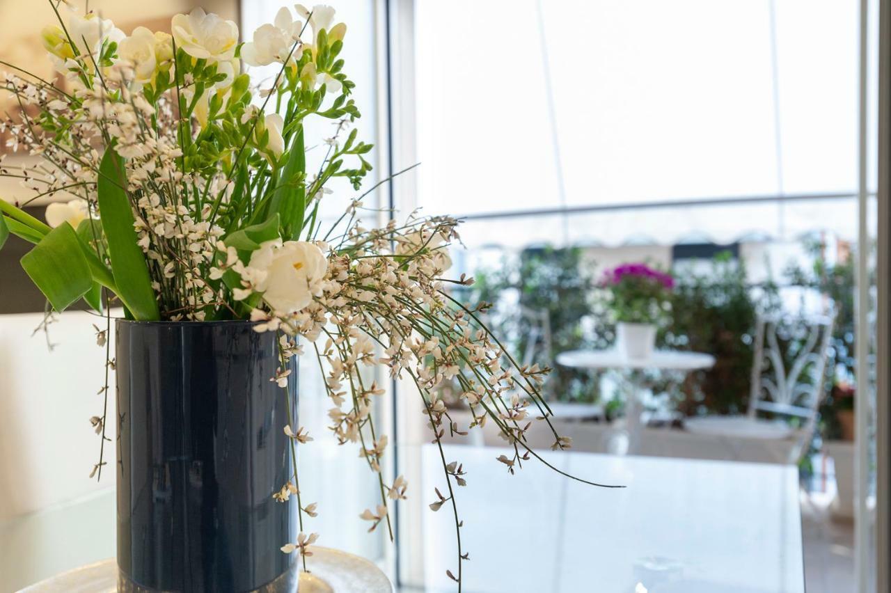 Via Dante Luxury Home Bari Esterno foto