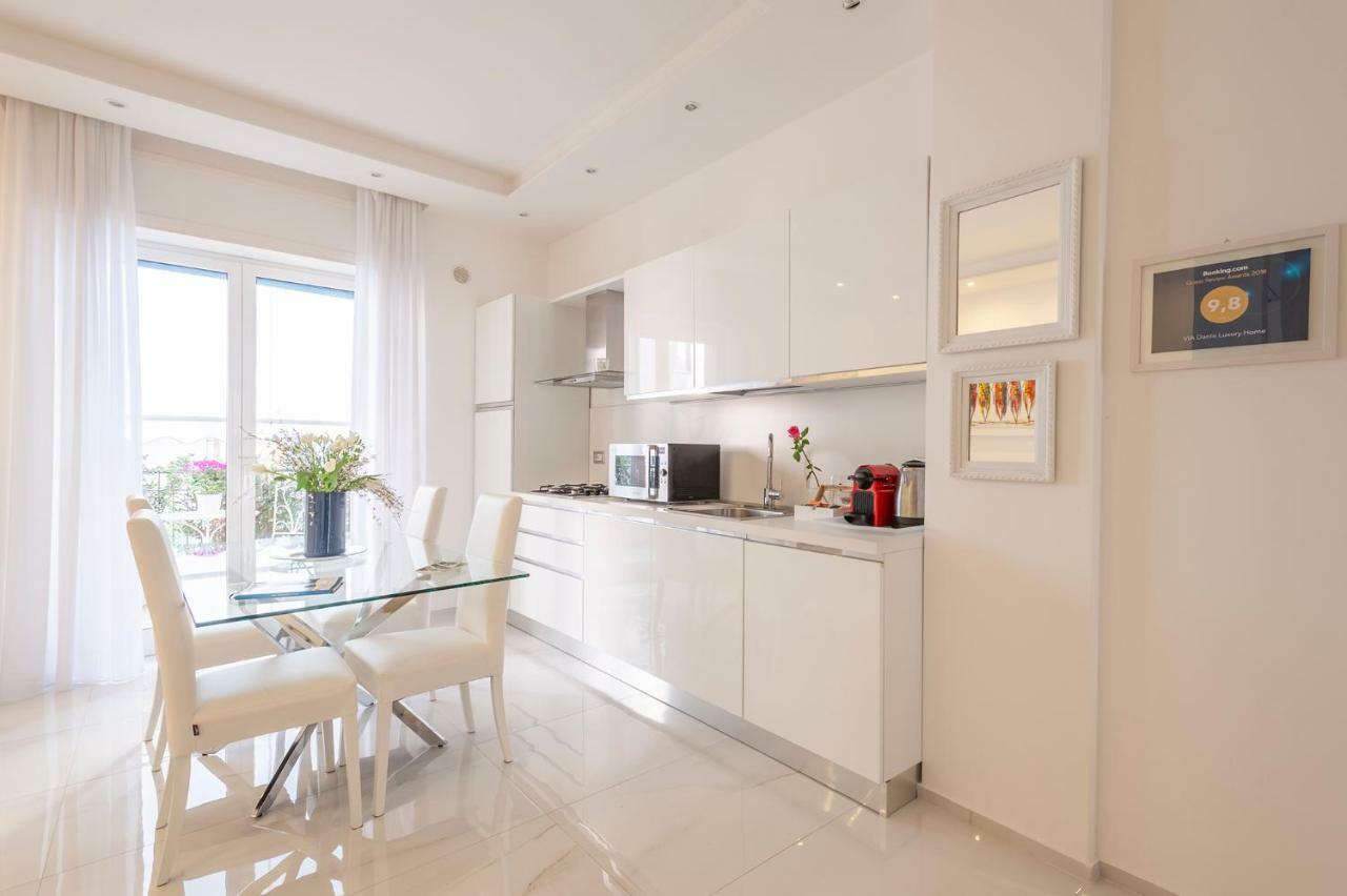 Via Dante Luxury Home Bari Esterno foto