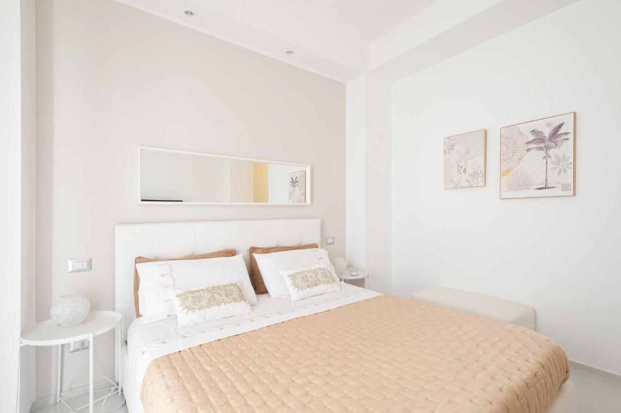 Via Dante Luxury Home Bari Esterno foto
